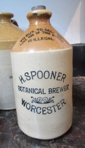 Spooner Botanical Brewer Bottle