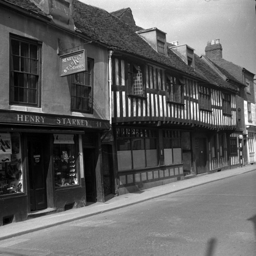 Tudor House School Clinic circa 1950 (taken from Changing Face of Worcester)